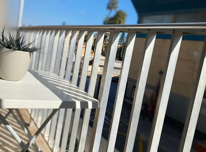 In Spacious Flat In * Βαλένθια