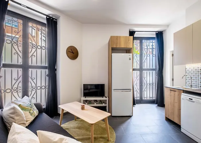 Charming And Comfortable With Inviting Atmosphere