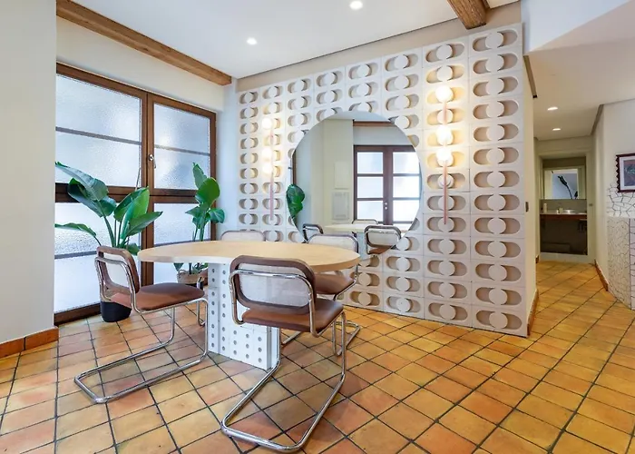 Apartup Market Square Deluxe