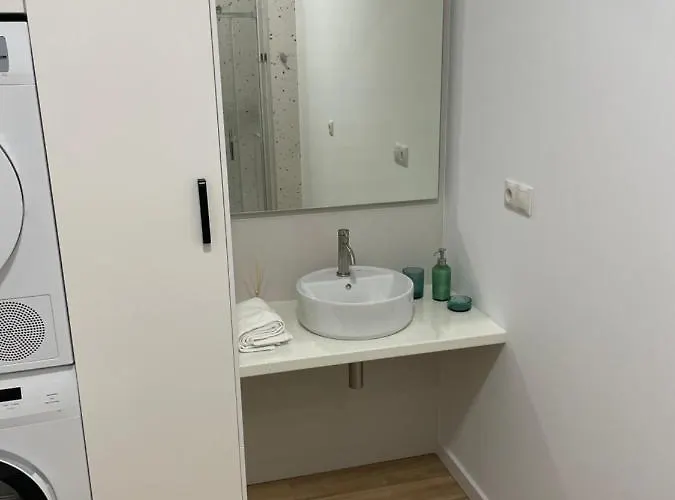 Carbonell Flats L By Vivo Gc