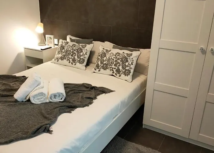 Πανσιόν Small And Cozy - G10