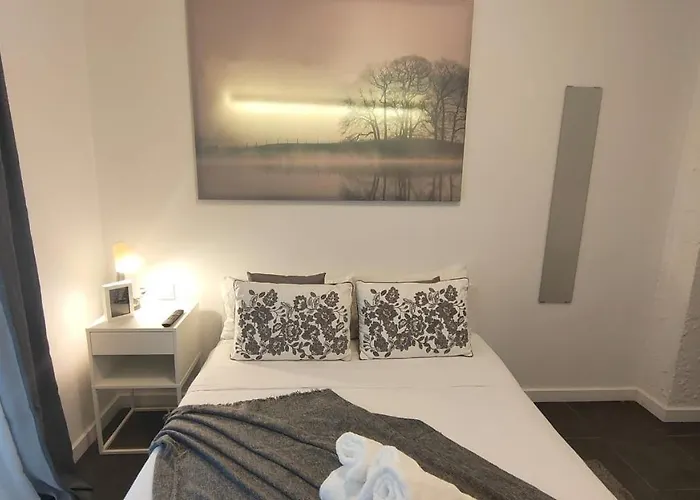 Small And Cozy - G10 3*