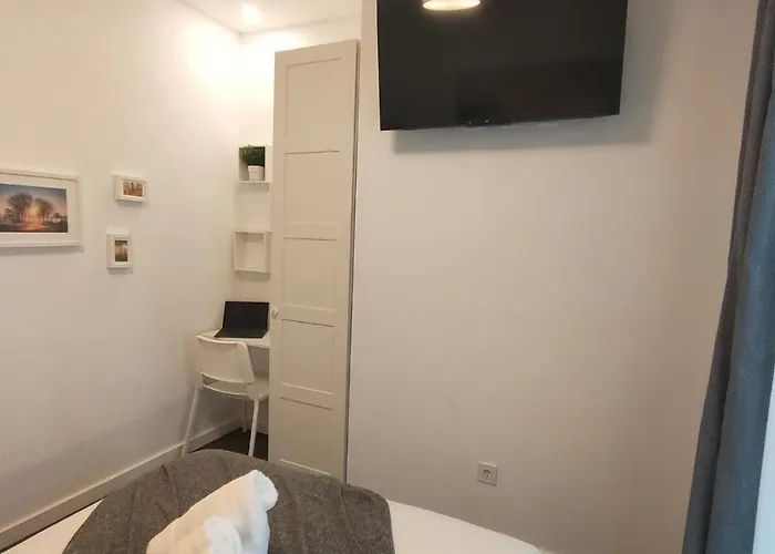 Small And Cozy - G10 Πανσιόν 3*