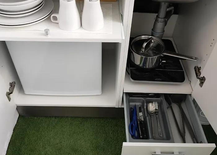 Small And Cozy - G10 Πανσιόν