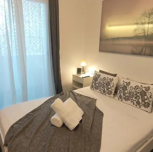 Small And Cozy - G10 Πανσιόν