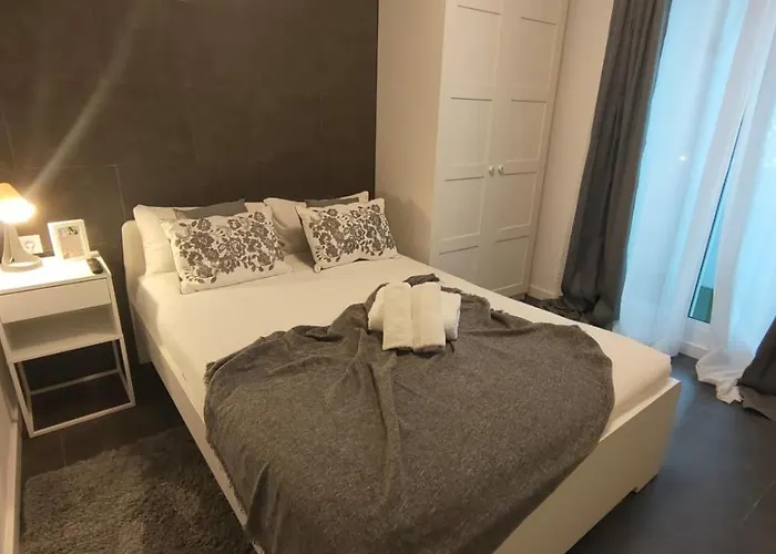 Small And Cozy - G10 Πανσιόν 3*