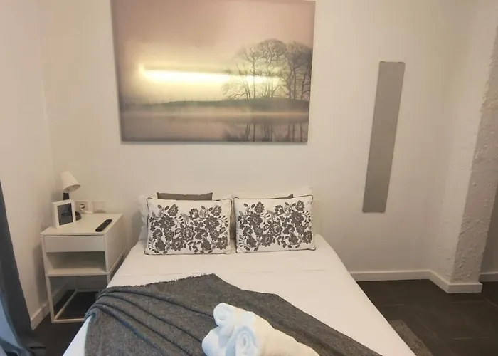 Πανσιόν Small And Cozy - G10