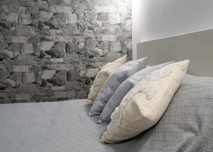 Exquisite With An Original Design Valencia