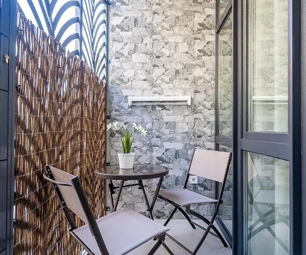 Apartment Exquisite With An Original Design Valencia