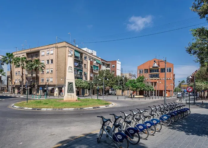 Exquisite With An Original Design Apartment *