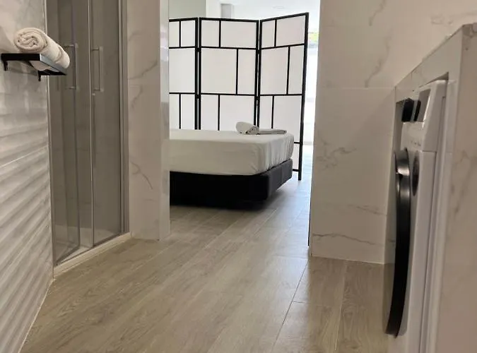 Ξενοδοχείο με διαμερίσματα Playa 4*