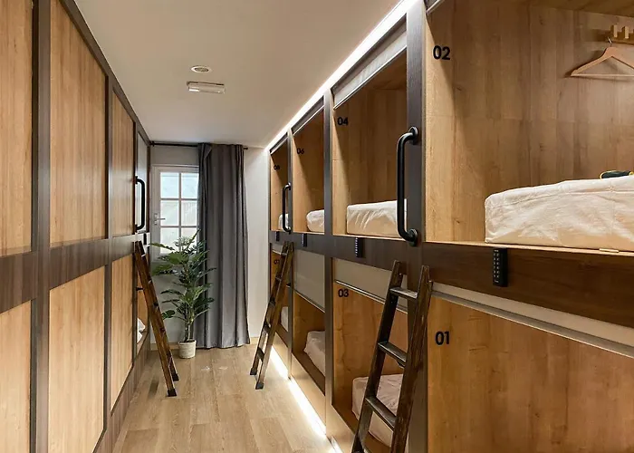 Hostal The Pod Blasco *