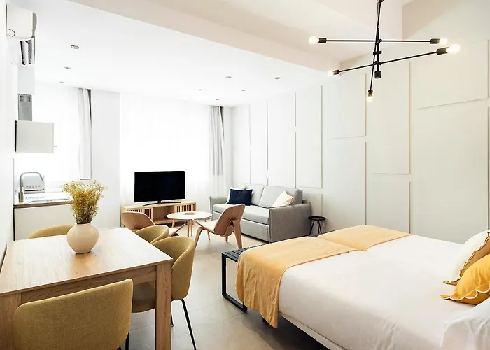 Aparthotel Blanq Marina 4*