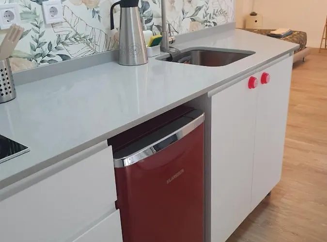 Emely Despacho Loft Port Valencia