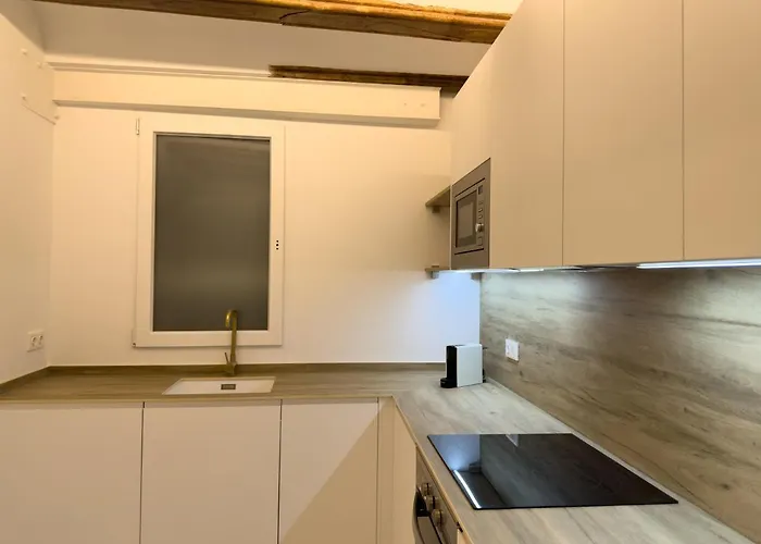 아파트 Market - Ciutat Vella, Exclusively For Families - Mid-term 발렌시아