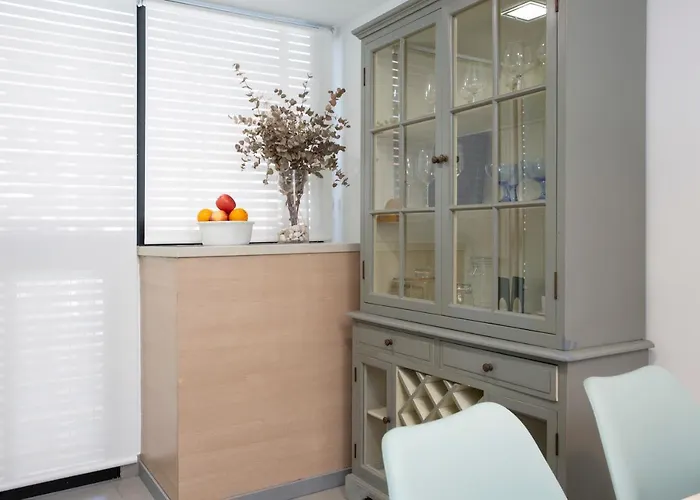 Singularstays Oceanografico Ii *