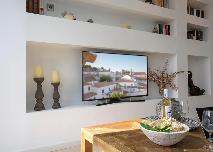 Singularstays Oceanografico Ii