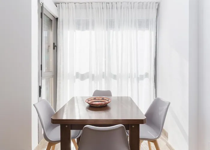 Piso Familiar Cerca Del Centro, Ac Y Wifi Gratis *