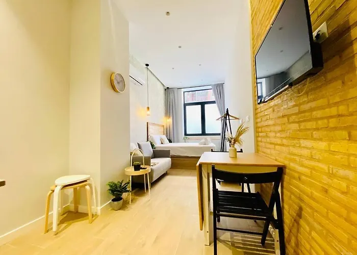 Florit Flats - The Cabanyal Suites 03