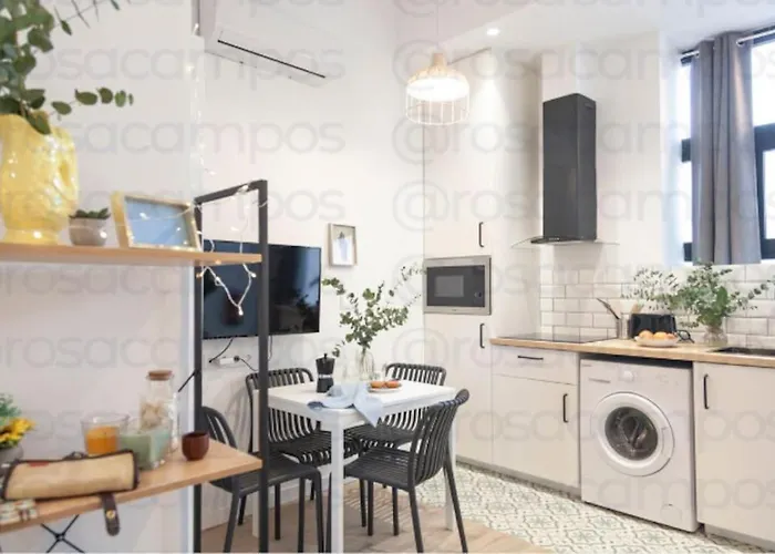 Al5 Seaside Bliss-stylish Loft Steps From Malvarrosa 발렌시아