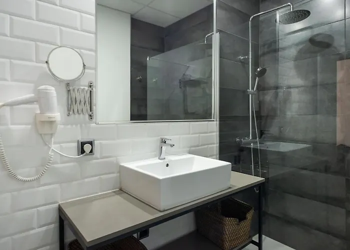 Hotel Blanq Carmen 3*