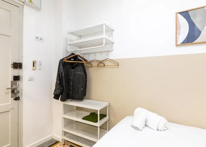 Alicante By Moontels * Valensiya