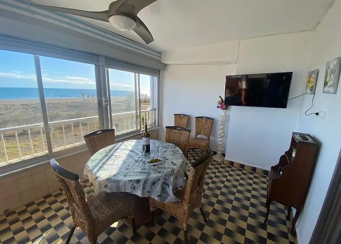 Primera Línea De Playa Apartamento *