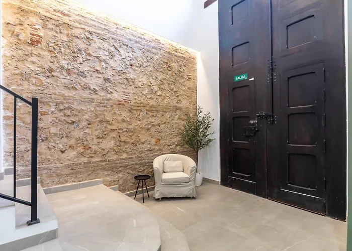 Moontels Plaza De Vannes