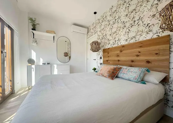 - Cabanyal Boutique Valencia