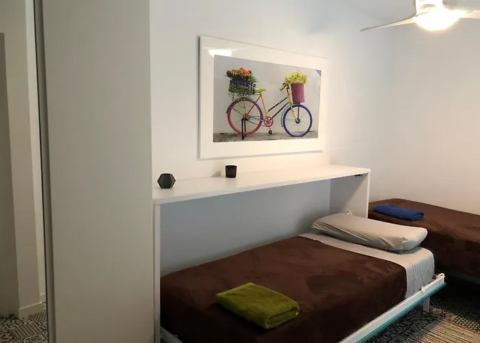 Cerca De La Playa Y Ciudad De Ciencias 아파트