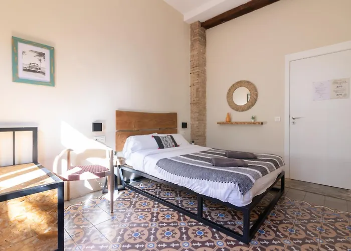 Bed and breakfast Bird House 3*