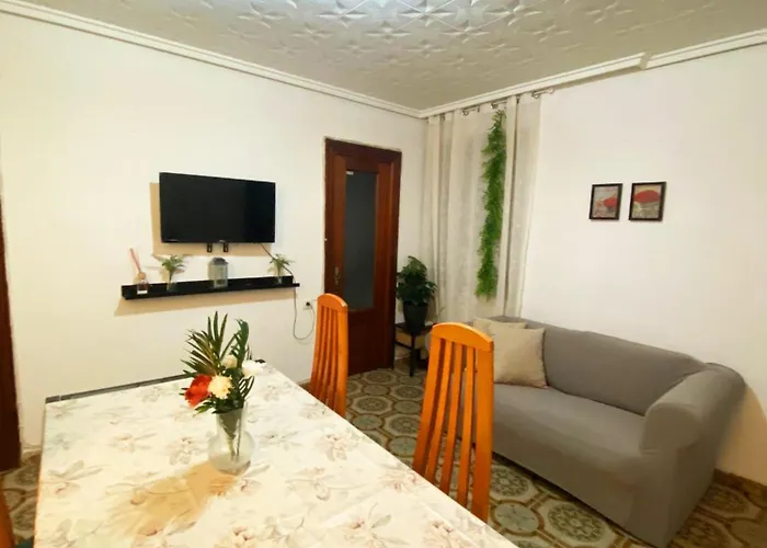 Δωμάτια σε οικογενειακή κατοικία Well Located Shared *