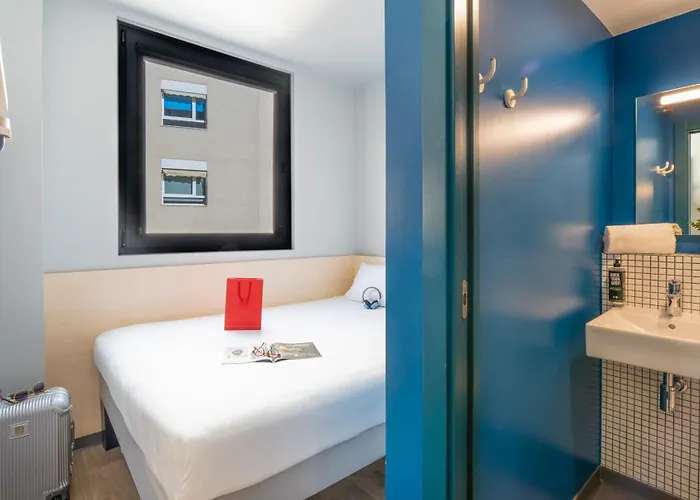 Ibis Budget Centro Puerto Βαλένθια