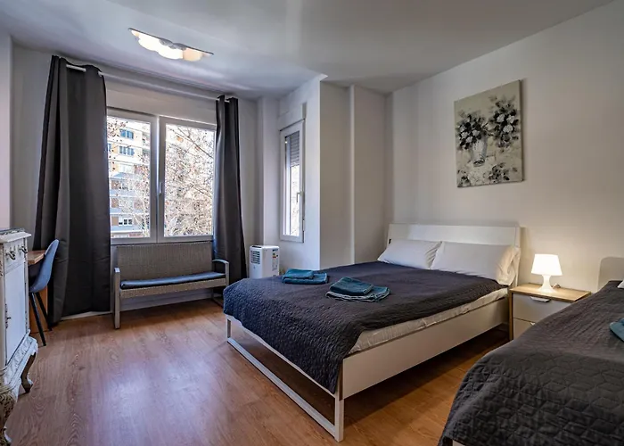 بيت ضيافة Versus فالنسيا