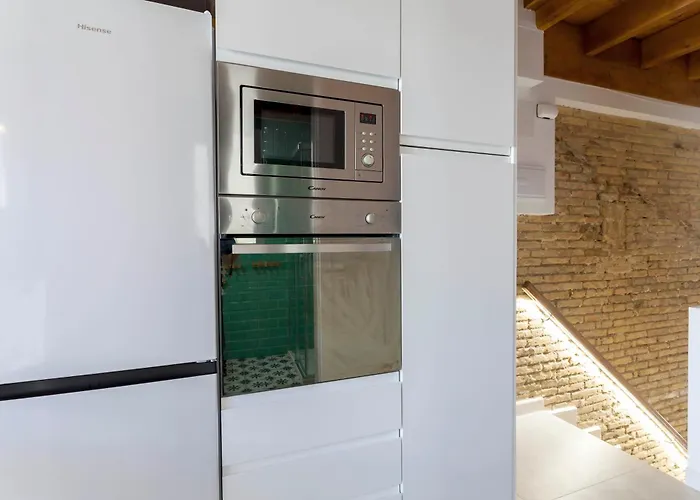 דירה Mediterranean Gem Getaway *