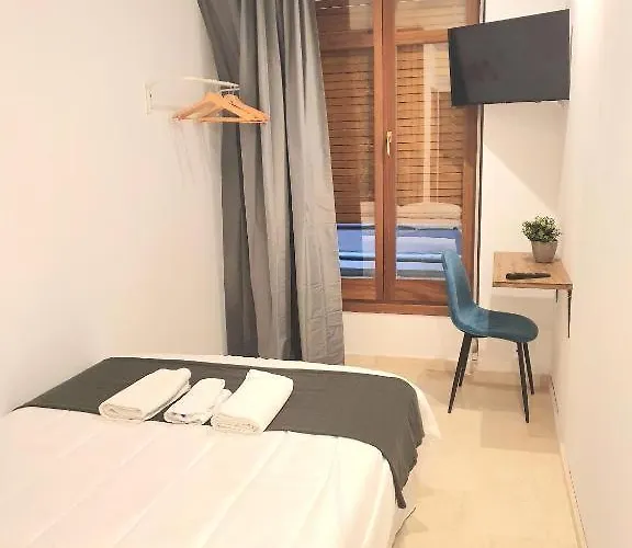 Plaza Resest Hostel *