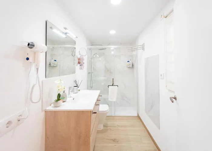 Fantastic Near & Science 아파트 *