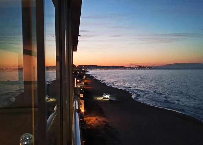 Blue Double Private At Front - En La Playa Piso Compartido Rum i privatbostad