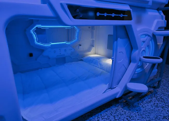 Capsule Capsule hotel 2*