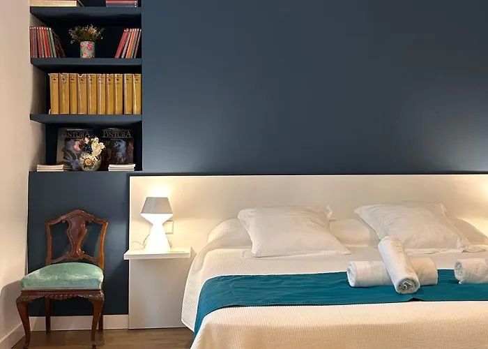 L'esplai فندق مبيت وإفطار فالنسيا