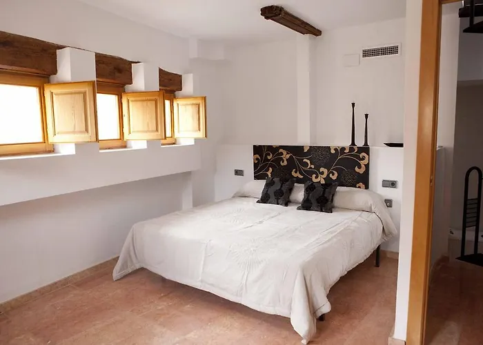 Happy - Lope De Vega Valencia