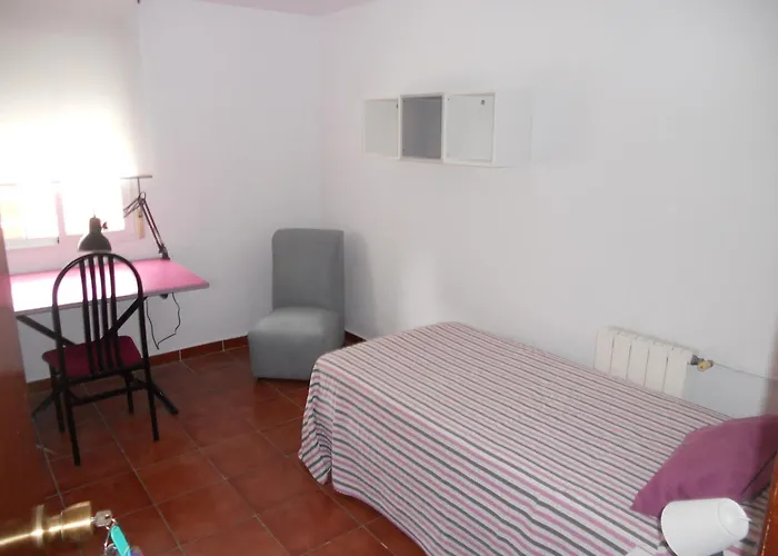 Residencia Universitaria Reuniver Burjassot * فالنسيا