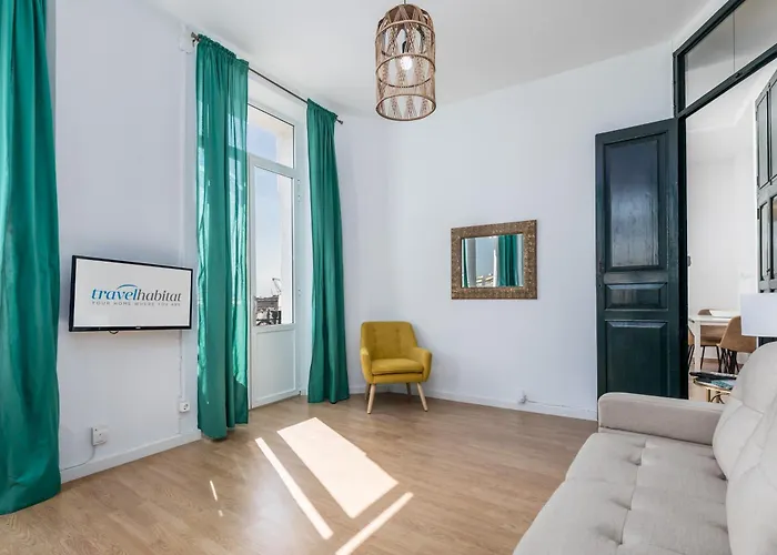 Travel Habitat Port Valencia. * Βαλένθια