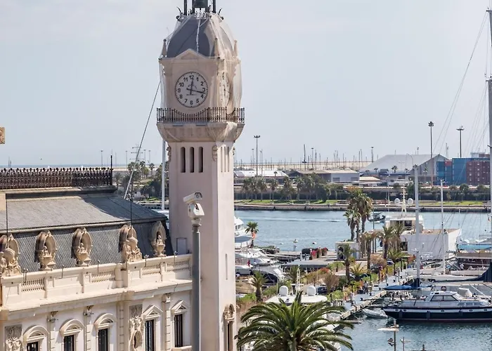 Travel Habitat Port Valencia.