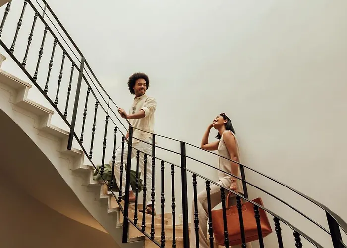 Hotel Mate Oliveira - Centre,