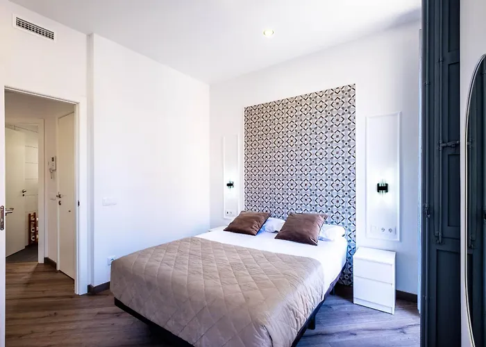 Spacious With Great Views Apartment *