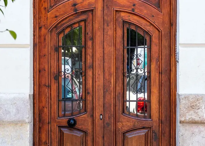 شقة Charming And Comfortable With Inviting Atmosphere