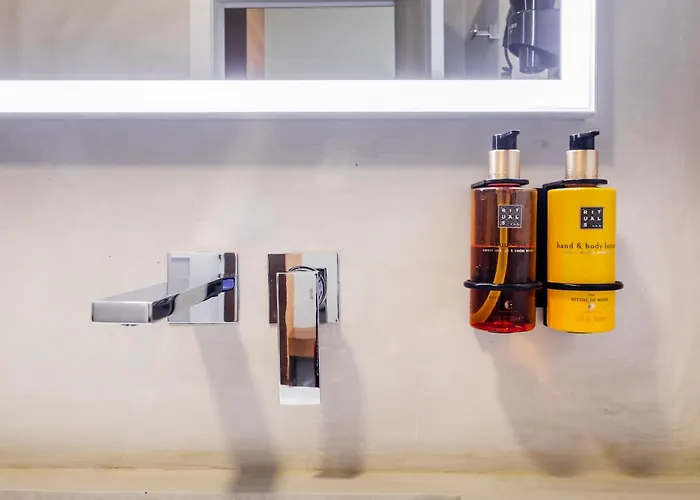 Nalu Boutique 2* Valenza