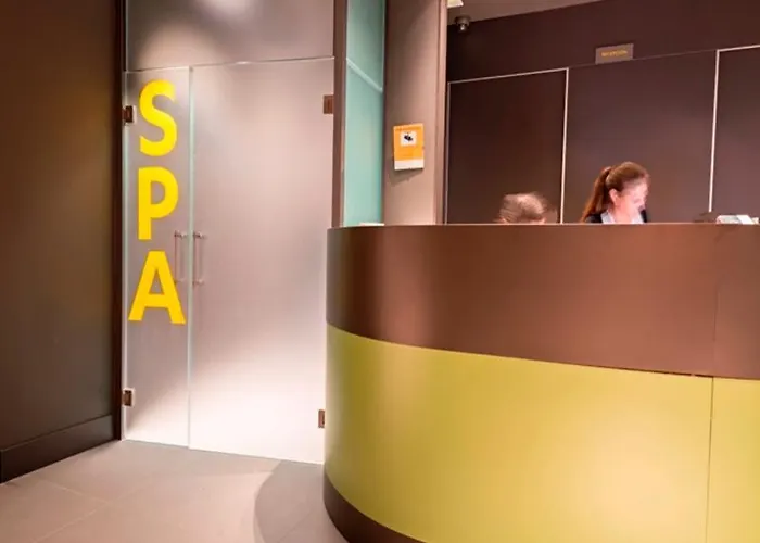 Myr Plaza Mercado & Hotel 4*