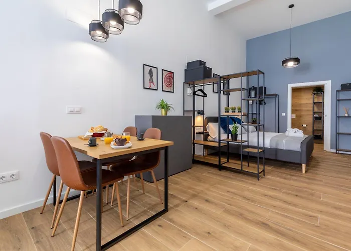 Travel Habitat Sant Isidre * Βαλένθια